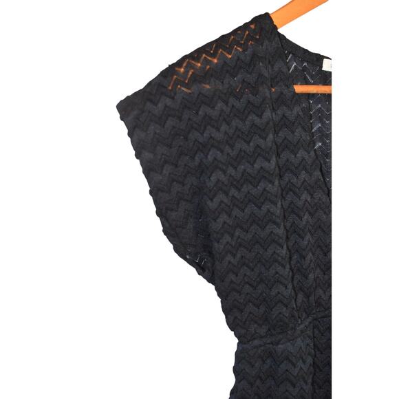 Miken Swim Women's Tie Waist Chevron Knit Coverup in Black - Picture 4 of 7